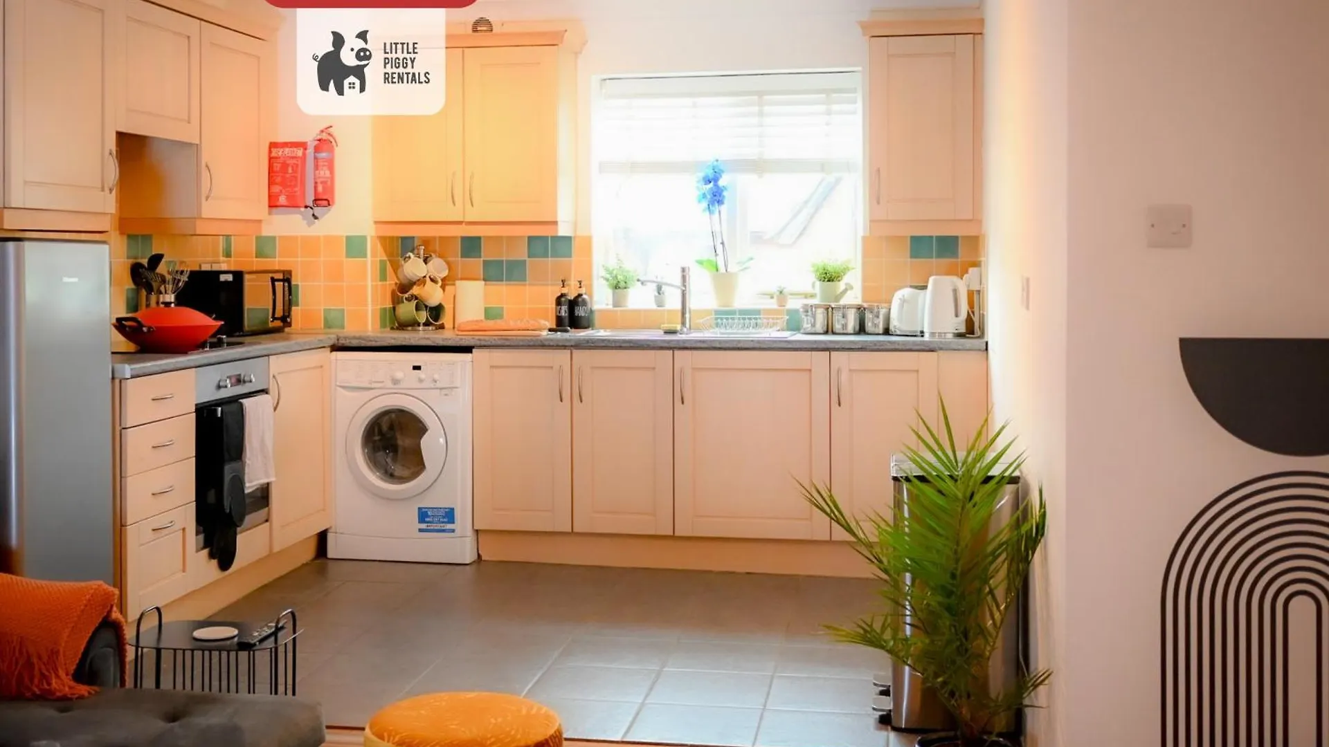 2 Bedroom Apartment By Littlepiggyrentals Short Lets & Serviced Accommodation Stansted Mountfitchet Near Stansted Airport